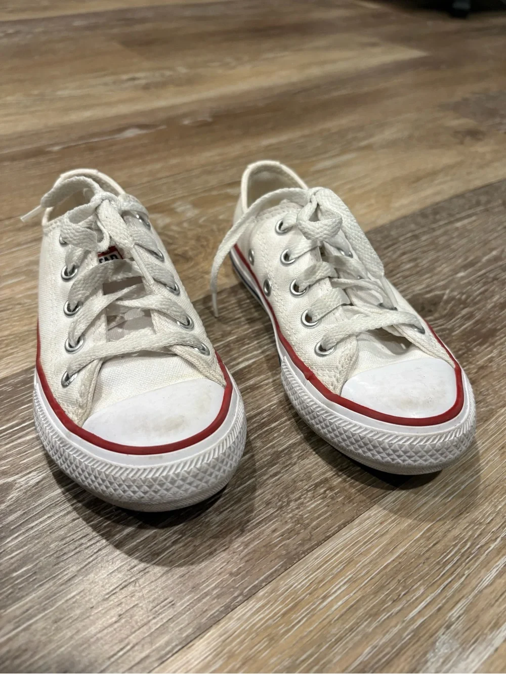 Converse Kids White Canvas Low-Top Sneakers with Red Stripe
